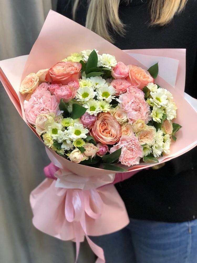 Букет цветов из: Гвоздики, Розы и Хризантемы в Миатли