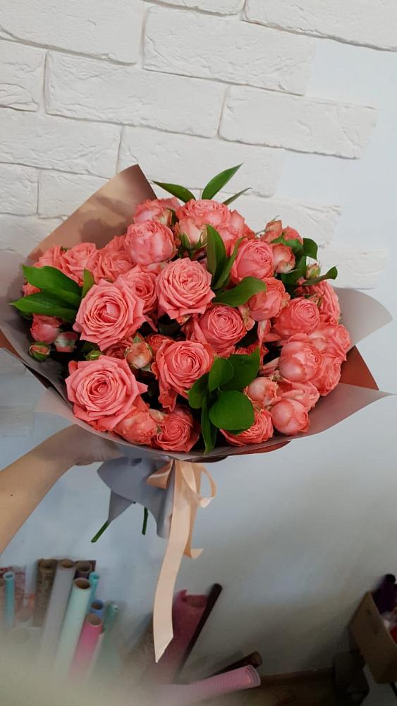 Букет цветов из: Розы в Миатли