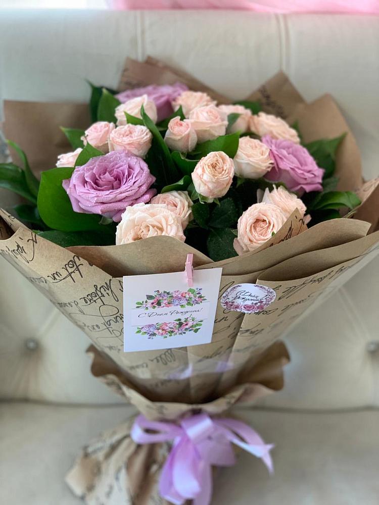 Букет цветов из: Розы в Миатли