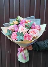 Букет цветов из:  Розы и Гвоздики #REPLACE_PRED# Миатли