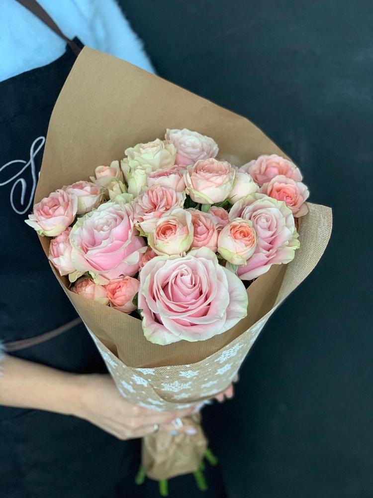 Букет цветов из: Хризантемы и Розы в Миатли