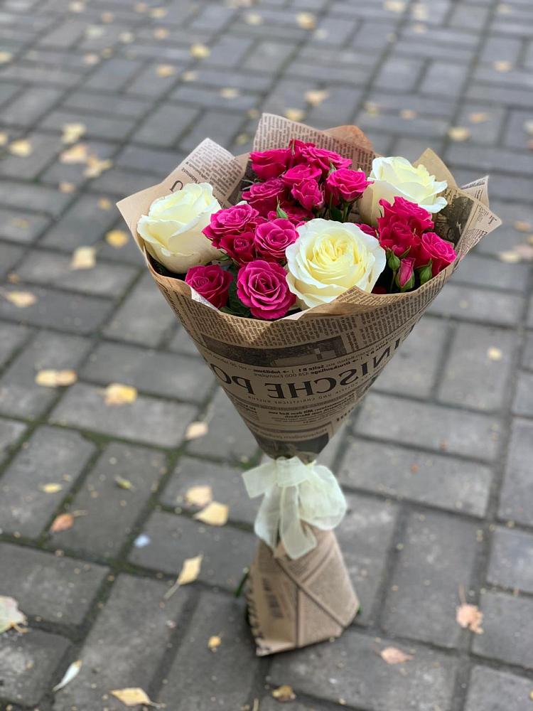 Букет цветов из: Розы в Миатли